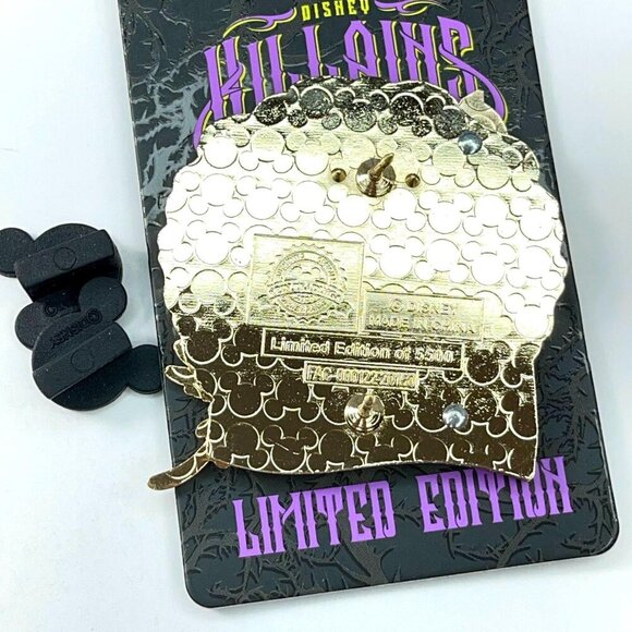 Disney Jafar Aladdin Trading Pin Villains Halloween 2020 Lapel Pin Brooch Badge - Picture 5 of 7